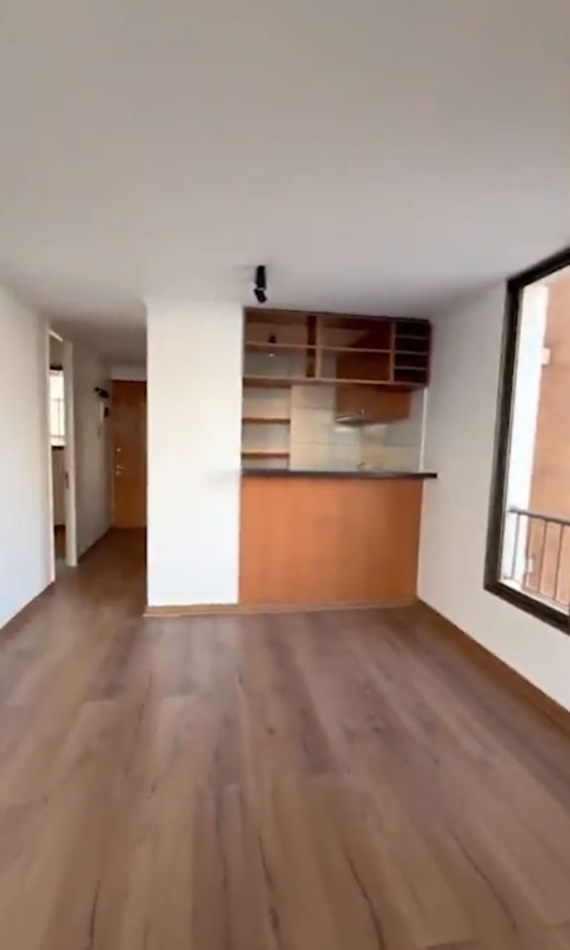 Mane Swett está vendiendo su departamento.