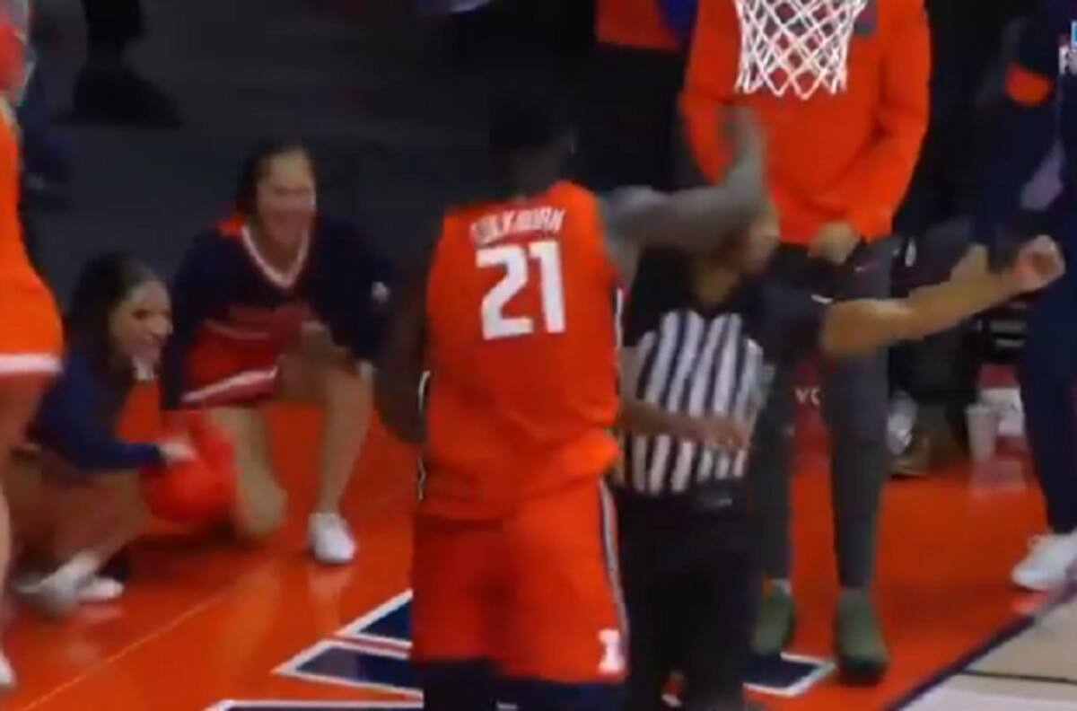 Destacado basquetbolista golpeó al árbitro en medio de su celebración