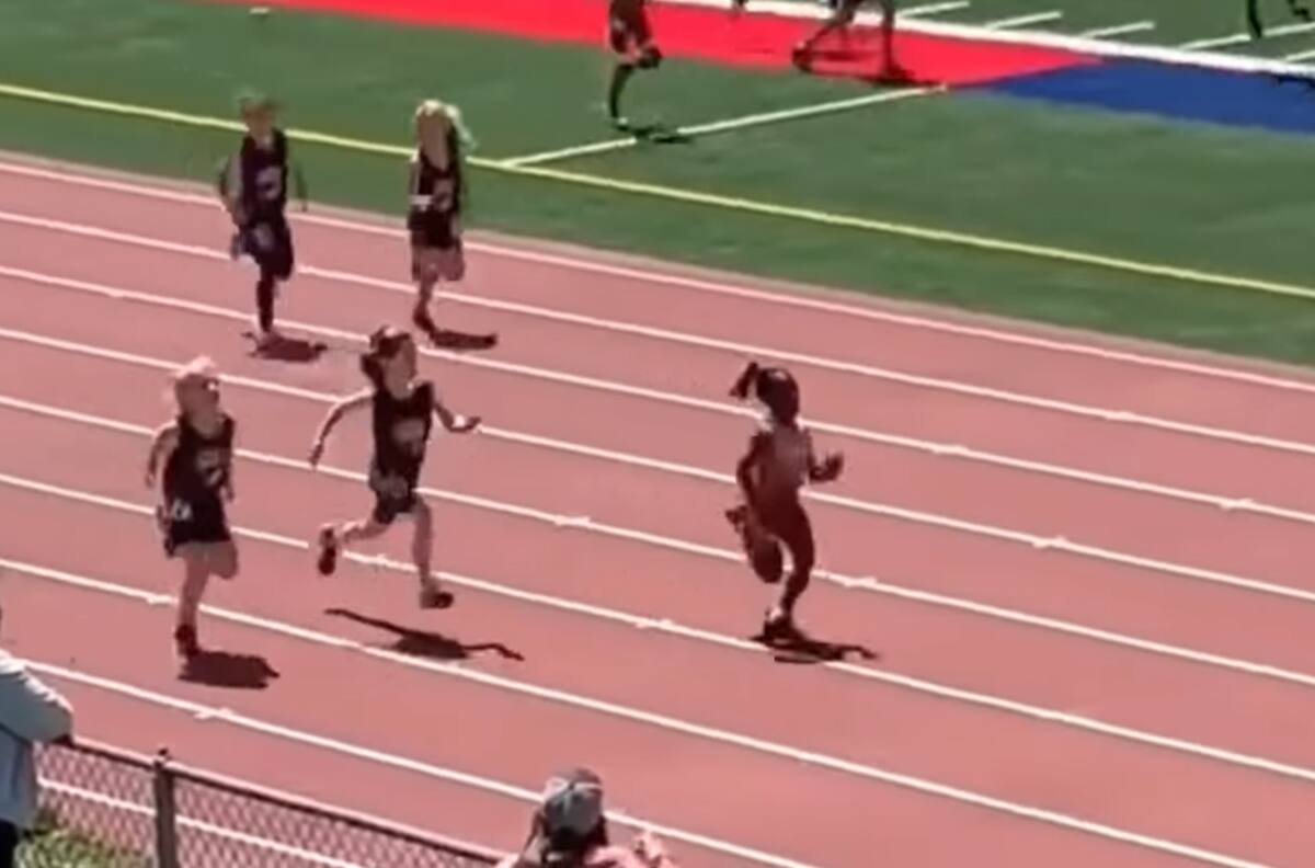 VIDEO | Remontada épica: Niña perdió su zapatilla en plena carrera, volvió a buscarla y aun así ganó