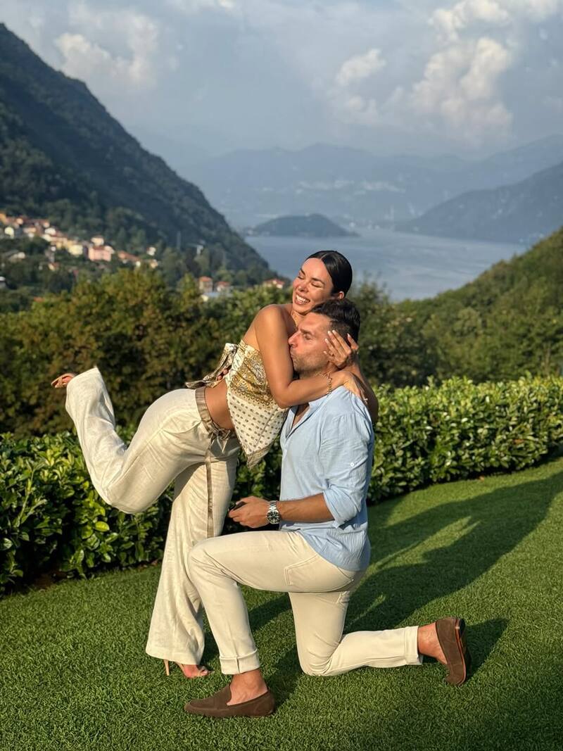 La modelo reveló que se casará.