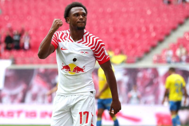 Loïs Openda, próximo objetivo del PSG.