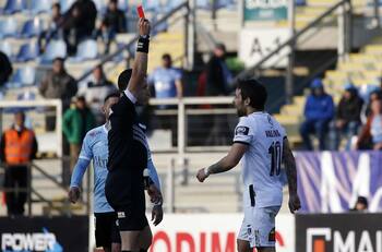 El duro informe arbitral que podría traer graves consecuencias para Jorge Valdivia