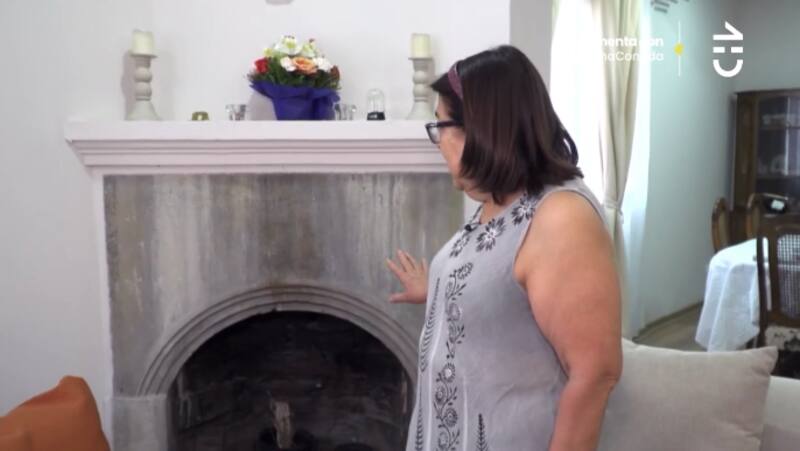 La chimenea es lo único que sobrevivió a la remodelación. Créditos: CHV.