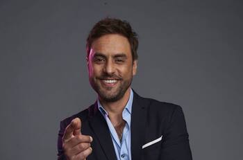 Álvaro Gómez debutará como cantante en la banda sonora de "La torre de Mabel": "Si no hubiese sido actor, pienso en una estrella de rock"