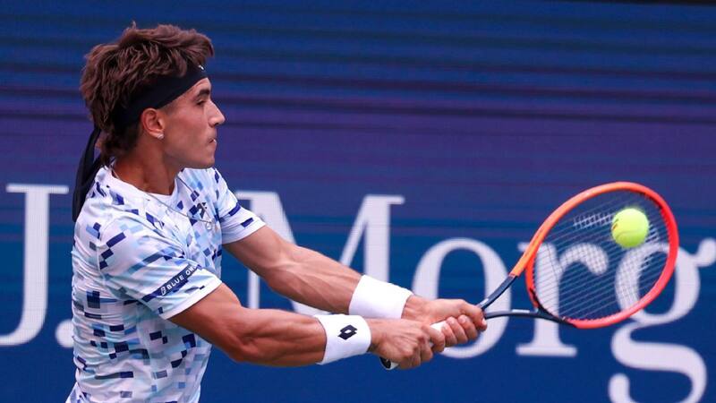 El argentino de 24 años comenzó a sonar fuerte en el circuito cuando alcanzó la tercera ronda del US Open 2024, donde cayó en tres mangas ante Taylor Fritz.