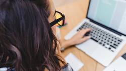 Conoce cómo puedes obtener tu certificado anual de estudios por internet y sin costo