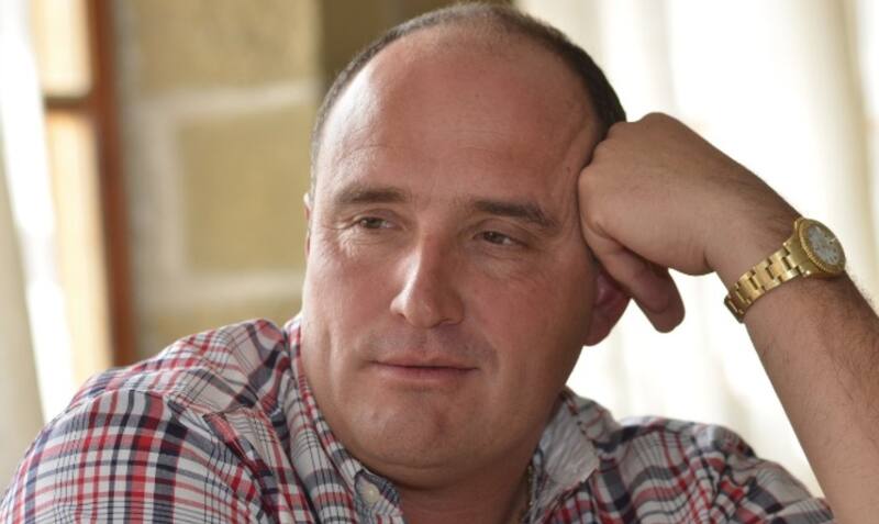 El exfutbolista tiene a sus hijos a cargo de sus negocios.