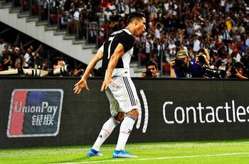 Cristiano Ronaldo marcó de tiro libre en victoria por penales de Juventus sobre Inter