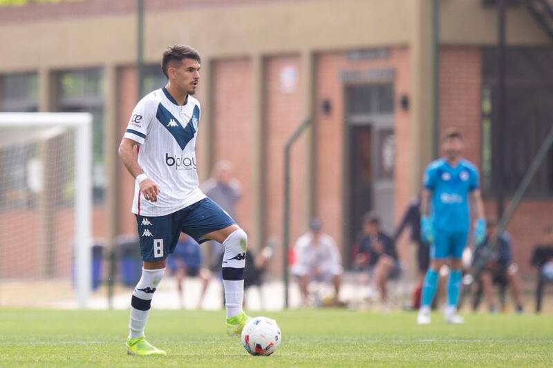 Franco Vega pertenece a los registros de Vélez Sarsfield.