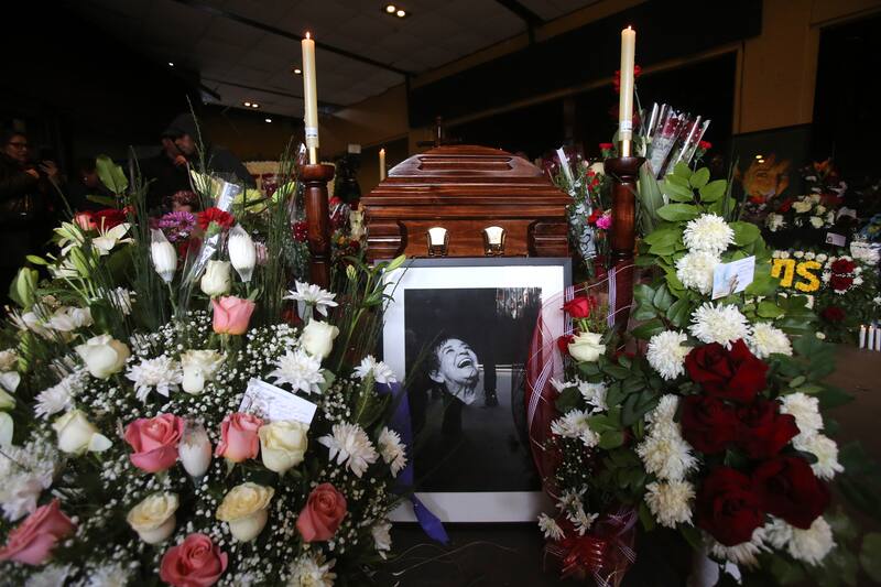 Santiago, 25 de julio de 2023
En el Teatro Caupolican se realiza el velatorio de la cantante Cecilia Pantoja, mas conocida como Cecilia La incomparable.
Jonnathan Oyarzun/Aton Chile