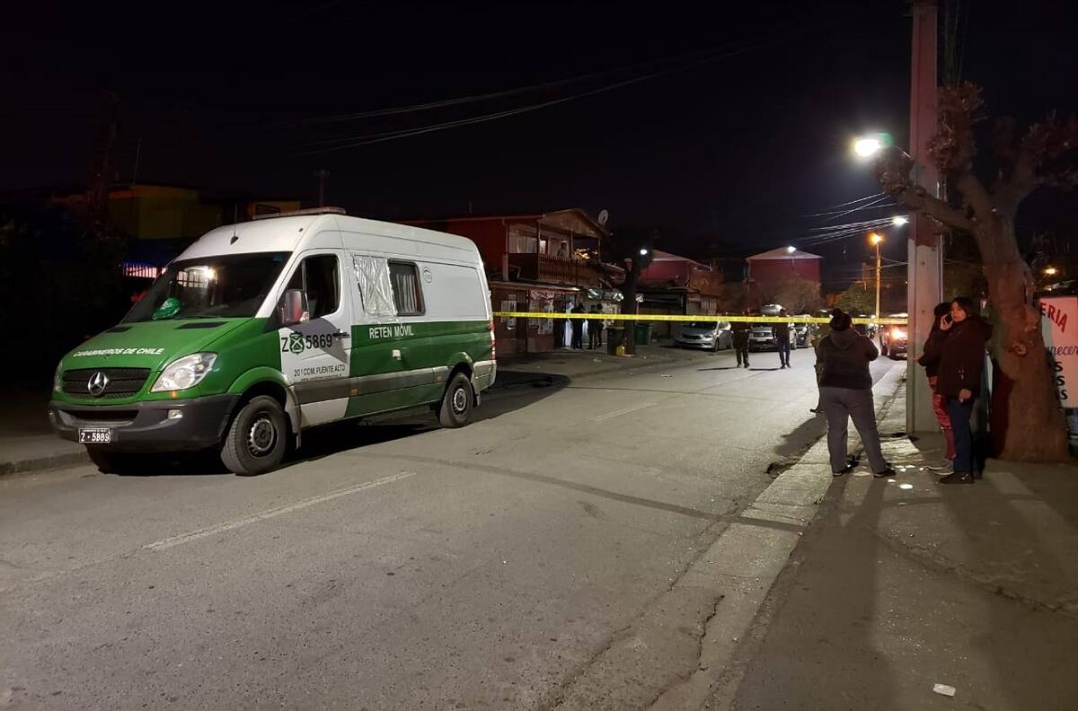 Carabinero fue apuñalado por la espalda al sufrir un robo en Quilicura