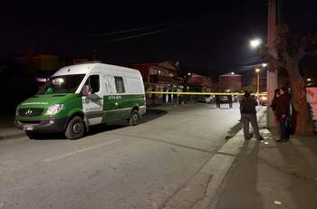 Carabinero fue apuñalado por la espalda al sufrir un robo en Quilicura