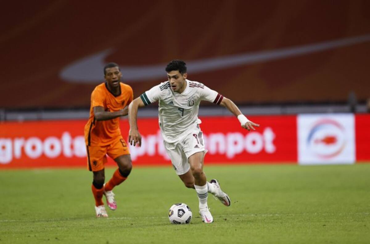 México se hizo fuerte en Ámsterdam y se impuso a Holanda