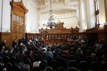 Incluso en cuarentena: Corte Suprema autorizó cultos religiosos