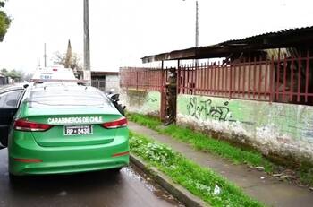 Vecina de la mujer encontrada muerta en Curicó contó que la hija "seguía cobrando la pensión"