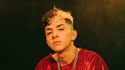 Famoso rapero chileno "Metalingüística" recibió de regalo la camiseta de la UC