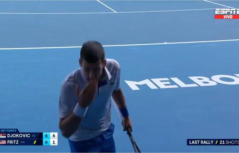 celebrando un puntazo en el Australian Open.