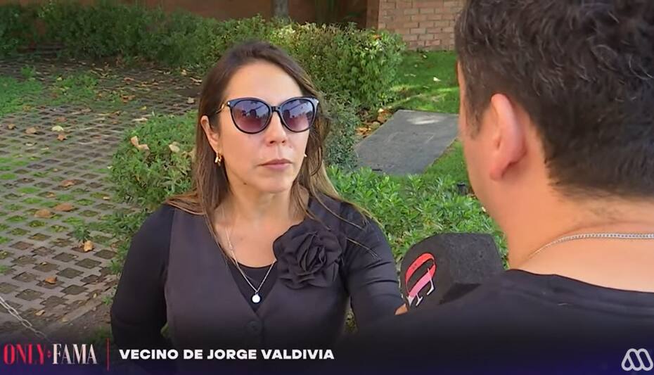 Marilyn Pérez conversó con los nuevos vecinos de Jorge Valdivia. Créditos: Captura Mega