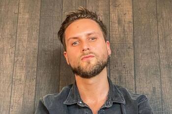 Heredó sus gustos: Jean Philippe Cretton mostró el entusiasmo de su hija Moana por Nirvana