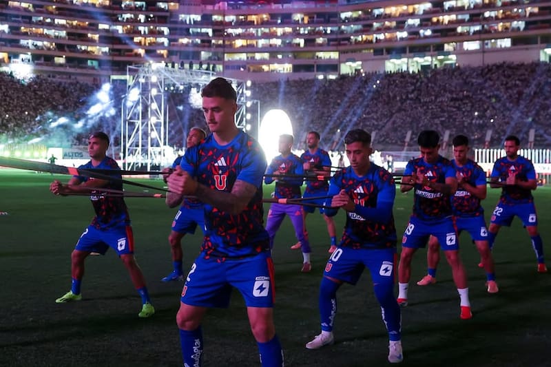 Los azules recibieron un oficio por parte del Sernac. Foto: Instagram U. de Chile.