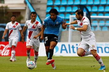 Curicó Unido se repuso ante Iquique y obtuvo su tercer triunfo consecutivo en el Campeonato Nacional