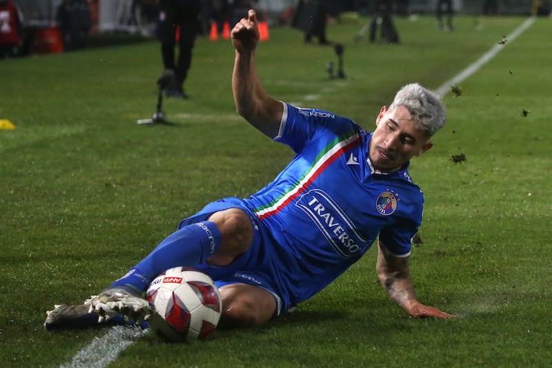 Nicolás Fernández será jugador de la UC. Foto: Agencia Aton.