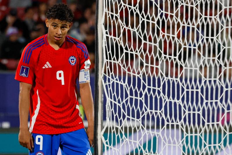 El capitán de Chile Sub 20 fue uno de los más criticados tras la derrota de La Roja ante Japón por 0-2. Foto: Aton