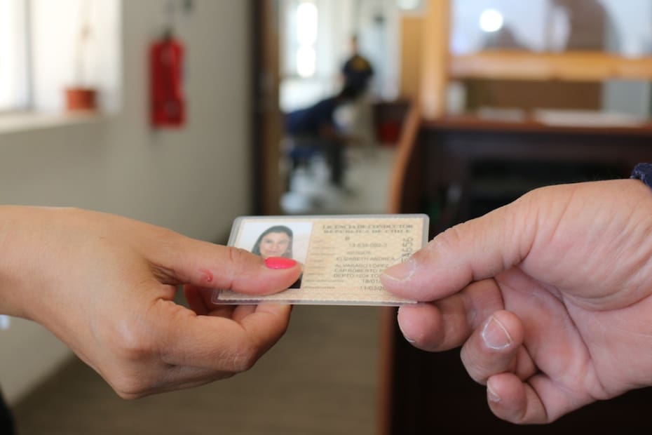 En algunos casos, es necesario obtener un documento especial para el extranjero.