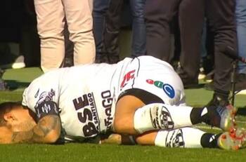 La criminal patada en el partido entre All Boys y Central Córdoba por la Copa Argentina