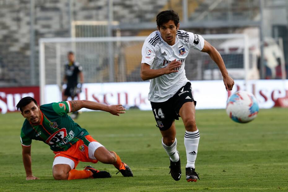 jugando por Colo Colo ante Cobresal en el estadio Monumental (Foto: Aton)