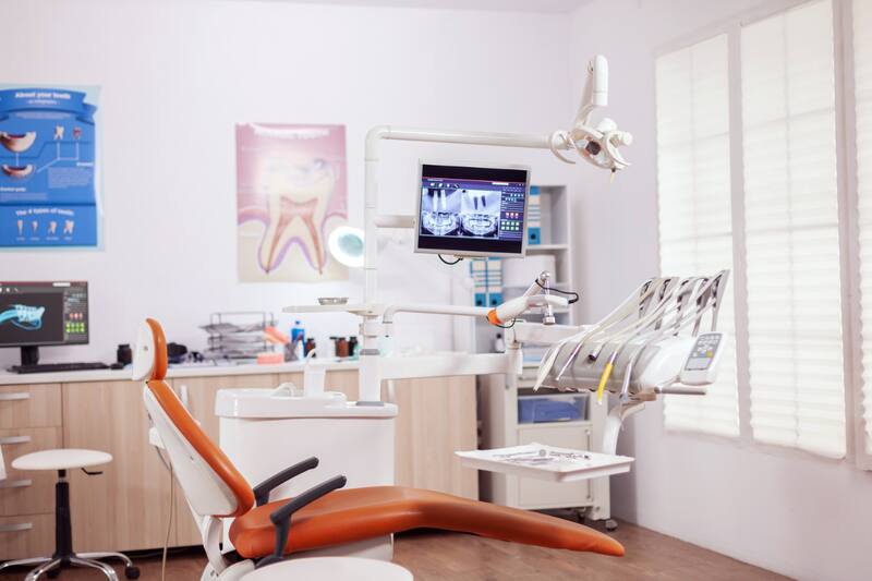 La clínica se desligó del caso.