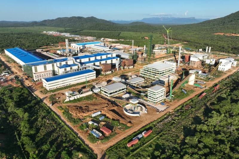 La planta se emplazará en Cerro Mutún, uno de los mayores yacimiento en todo el mundo.