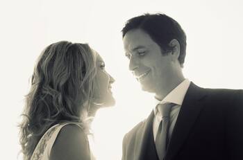 Con un gran patio y un rincón sagrado: Así es la casa donde Fernanda Hansen vive con su marido, Rodrigo Rozas