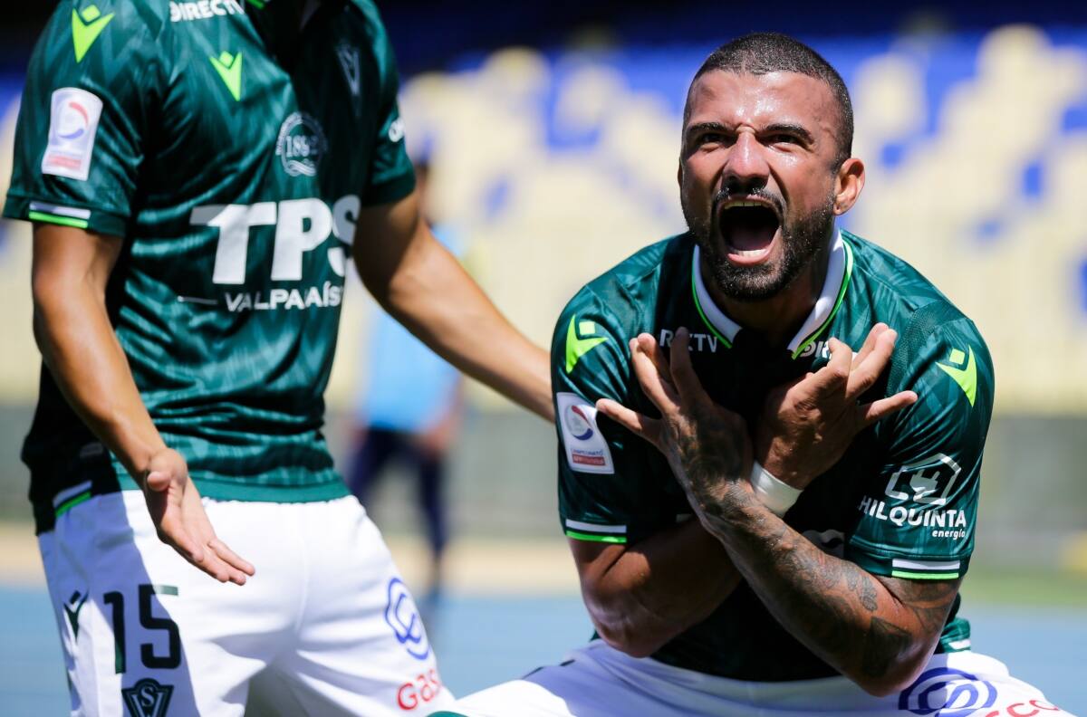 Néstor Canelón quiere su revancha en el fútbol chileno y está cerca de fichar en club de la Primera B