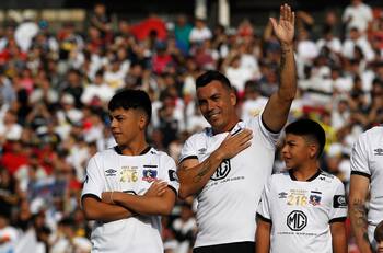 Esteban Paredes: "No creo que vaya de titular, pero estoy a disposición"