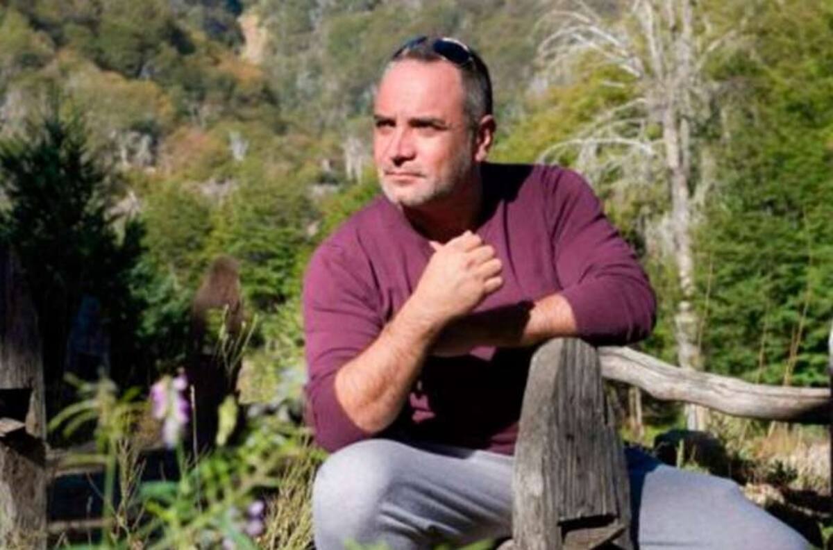 "Me emociona esto, muchachos": Lucho Jara se conmovió con pequeño homenaje que le rindió Chancho en Piedra