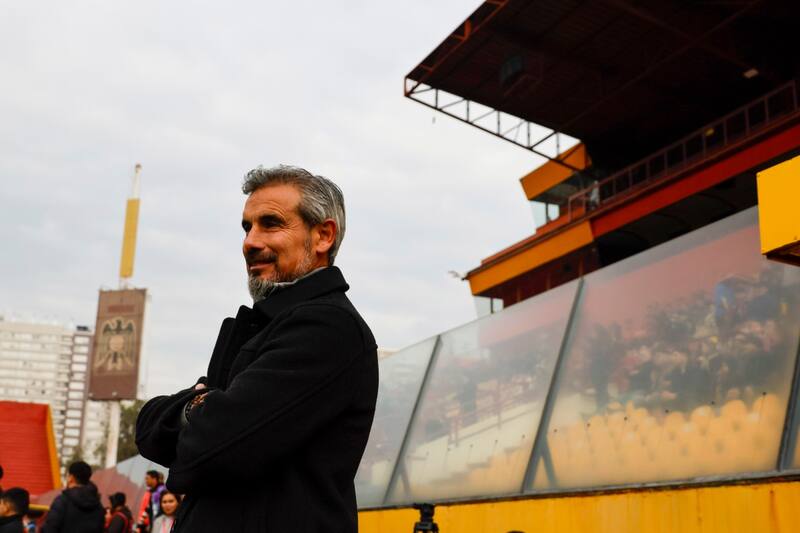 , entrenador de Unión Española. Foto: Agencia Aton.