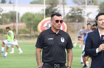 Esteban Paredes le da todo el respaldo a DT del fútbol chileno: “No tiene la culpa”