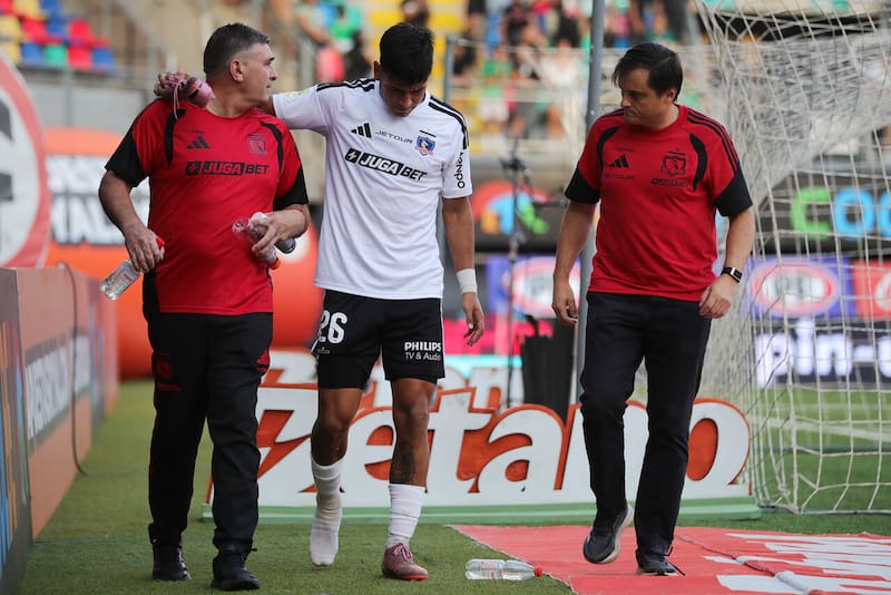 El zurdo es la única duda de Fernando Ortiz de cara al duelo con Huachipato. Foto: Agencia Aton.