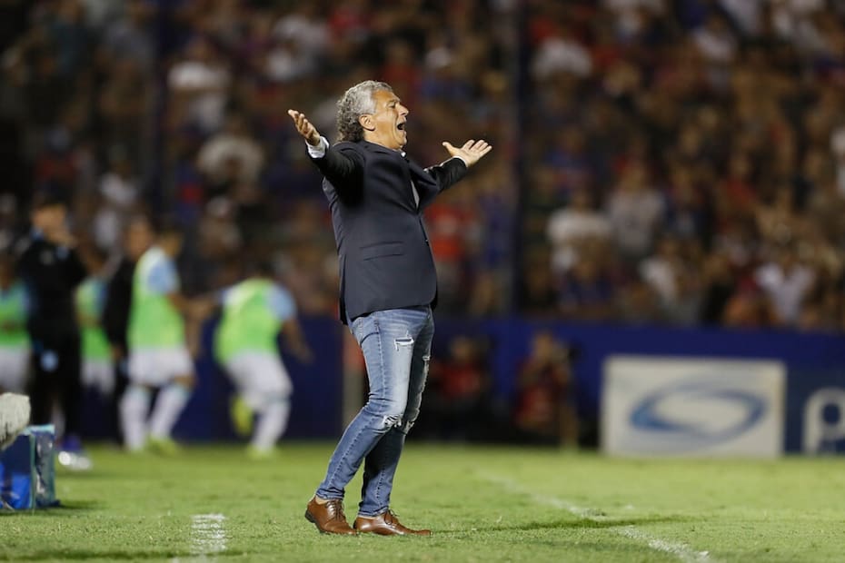 El argentino es hoy DT de Alianza Lima.