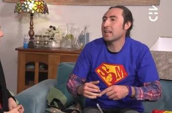 Mario Ortega sorprendió a invitados de "La Divina Comida" con impecable versión de "Stayin alive"