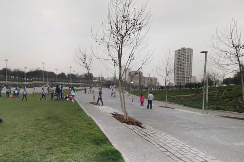 El Parque de la Familia es ideal para recorrer durante esta jornada de verano.
Créditos: Google Maps.