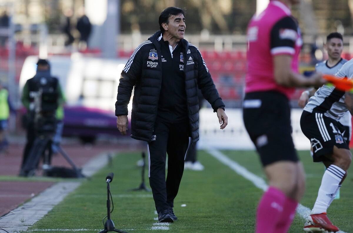 ¿Sonríe Quinteros? La inesperada noticia que recibió Colo Colo de parte de la Roja