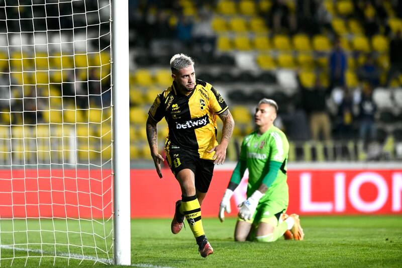 Rodrigo Holgado fue el segundo máximo goleador del Campeonato Nacional 2023 con 16 tantos.