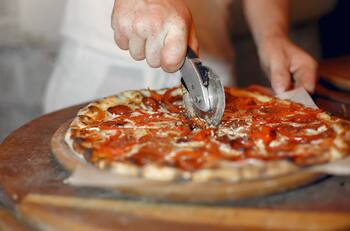 Histórica cadena de pizzas confirma el cierre de sus puertas tras declararse en bancarrota