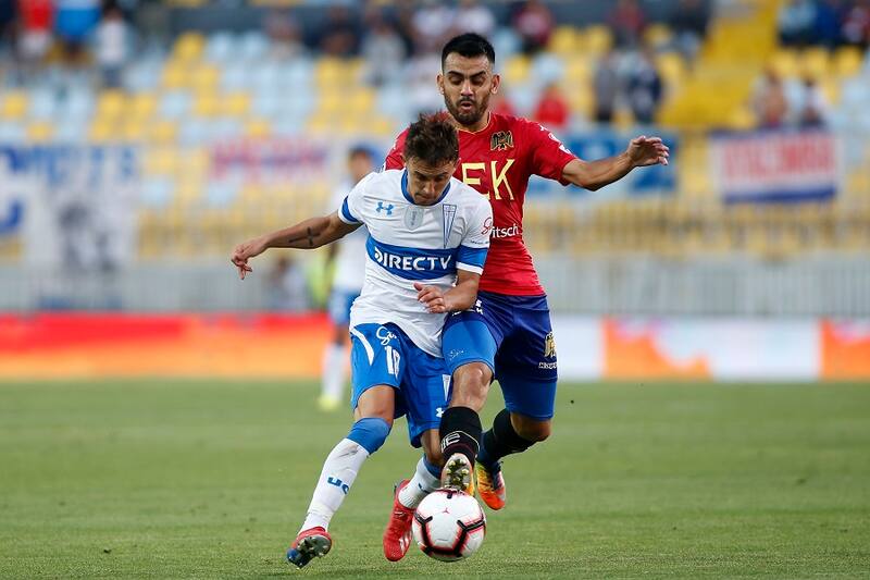 Futbol, Universidad Catolica vs Union Española.
Torneo Fox Sports 2019.
El jugador de Universidad Catolica Diego Buonanotte, izquierda, disputa el balon con Misael Davila de Union Española durante el partido valido por el torneo Fox Sports 2019 en el estadio Sausalito de Viña Del Mar, Chile.
29/01/2019
Raul Zamora/Photosport
Football, Universidad Catolica vs Union Espanola.
Fox Sports 2019 Tournament.
Universidad Catolica's player Diego Buonanotte, left, battles for the ball against Misael Davila of Union Espanola during the Fox Sports 2019 Tournament match at the Sausalito stadium in Viña Del Mar, Chile.
29/01/2019
Raul Zamora/Photosport