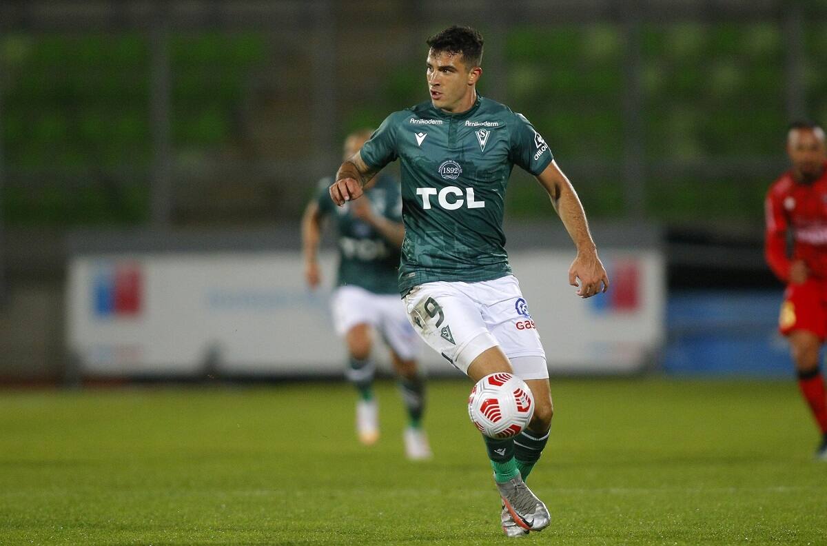 Wanderers ya negocia la salida de Maicol Cabrera: No fue citado ante Deporte La Serena