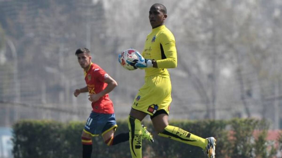 Omar Carabalí habría recibido la carta de nacionalización en Colo Colo