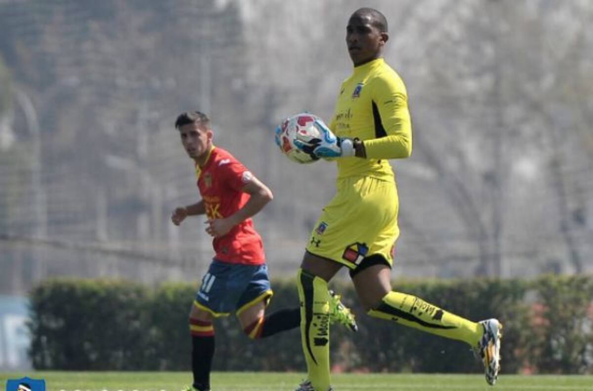 Omar Carabalí habría recibido la carta de nacionalización en Colo Colo