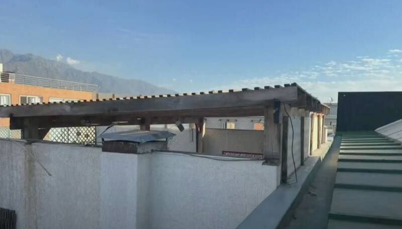 está siendo demandado.